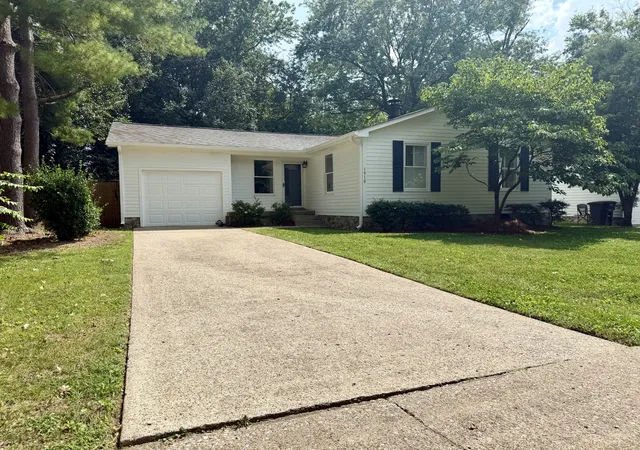 Photo 1 of Single family home for sale at 1910 Redbud Ct, Franklin, TN 37064 | MLS# 3501408 | Listing updated on 2026-08-10