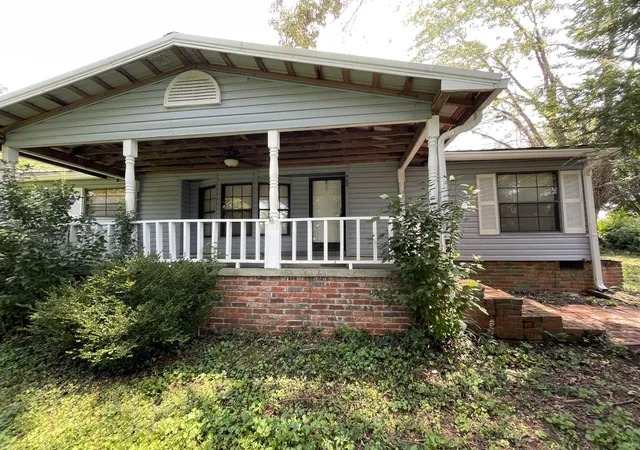 2nd image of 402 Long Street, Englewood, TN 37329 | MLS# 3501407