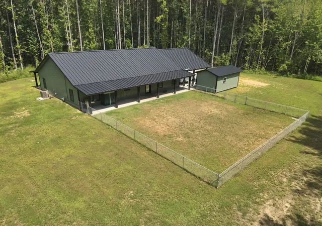 2nd image of 4897 Lick Creek Rd, Linden, TN 37096 | MLS# 3505979