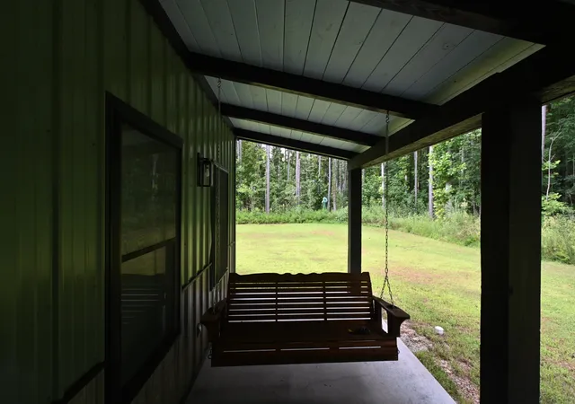 Photo 4 of Single family home for sale at 4897 Lick Crk Rd, Linden, TN 37096 | MLS# 3505979 | Listing updated on 2026-08-25