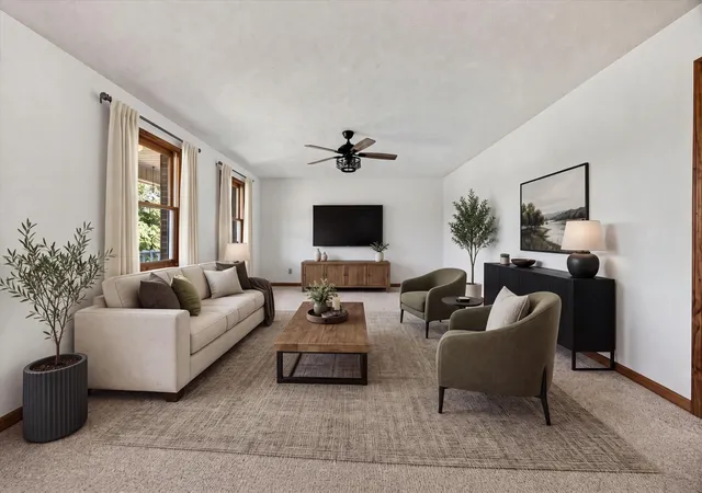 Photo 1 of Single family home for sale at 1649 N Main St, Tennessee Ridge, TN 37178 | MLS# 3502027 | Listing updated on 2026-10-08