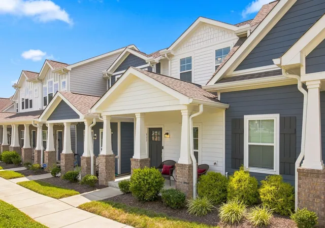 2nd image of 917 Ashland Pl Dr, Nashville, TN 37218 | MLS# 3506510