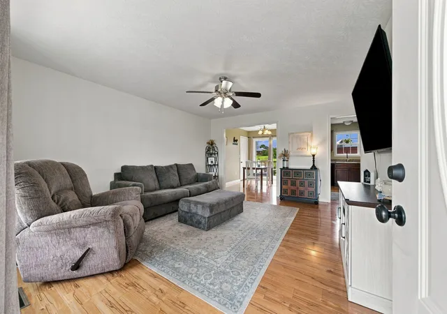 5th image of 1809 Mosley Ferry Rd, Chapmansboro, TN 37035 | MLS# 3510824