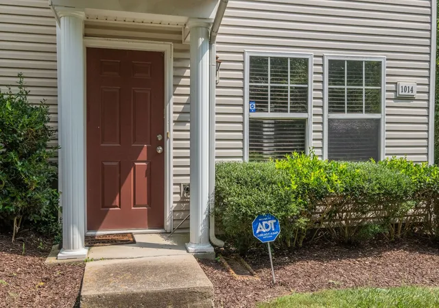 Photo 3 of Townhouse for sale at 1014 Halifax Ln, Antioch, TN 37013 | MLS# 3502073 | Listing updated on 2026-08-25