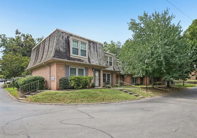Photo 1 of Townhouse for sale at 3000 Hillsboro Pike #113, Nashville, TN 37215 | MLS# 3515945 | Listing updated on 2026-08-27