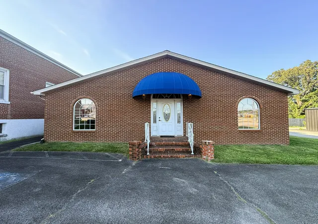 1st image of 119 E Fort St, Manchester, TN 37355 | MLS# 3508113