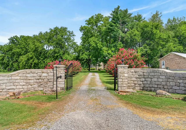 2nd image of 924 Laura St, Gallatin, TN 37066 | MLS# 3506502