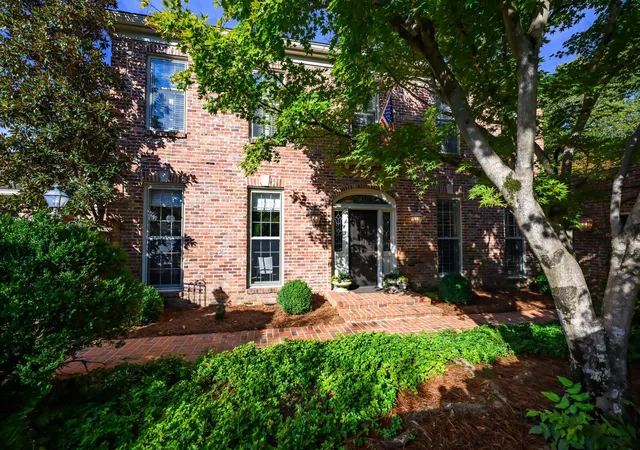 Photo 1 of Single family home for sale at 619 Woodleigh Dr, Nashville, TN 37215 | MLS# 3501464 | Listing updated on 2026-08-10