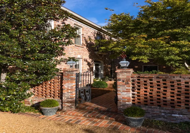 Photo 3 of Single family home for sale at 619 Woodleigh Dr, Nashville, TN 37215 | MLS# 3501464 | Listing updated on 2026-08-10