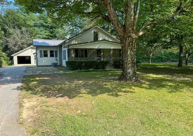 1st image of 1000 Stephens Rd, Jamestown, TN 38556 | MLS# 3515281