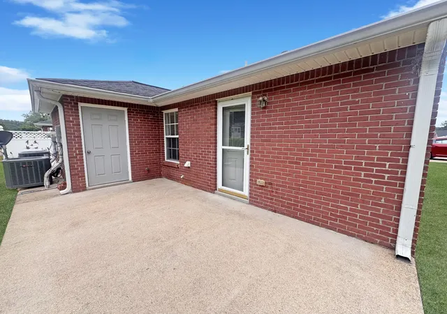 13th image of 106 Colson Village Ct, Dover, TN 37058 | MLS# 3506025