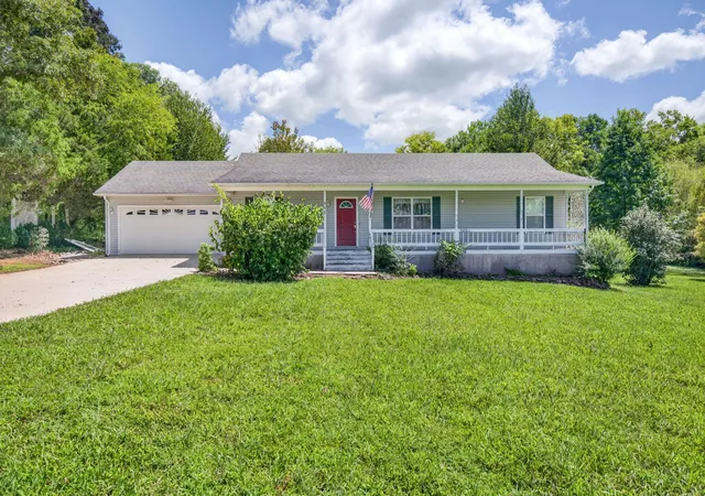 1st image of 111 Clearwater Sq, Sparta, TN 38583 | MLS# 3502033