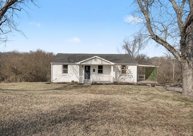 Photo 1 of Single family home for sale at 6247 Pettus Rd, Antioch, TN 37013 | MLS# 3502052 | Listing updated on 2026-09-15