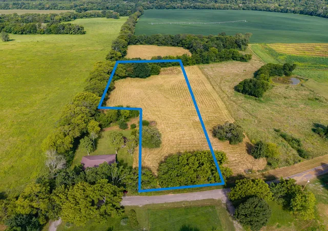 1st image of 0 Hovis Bend, Fayetteville, TN 37334 | MLS# 3502064