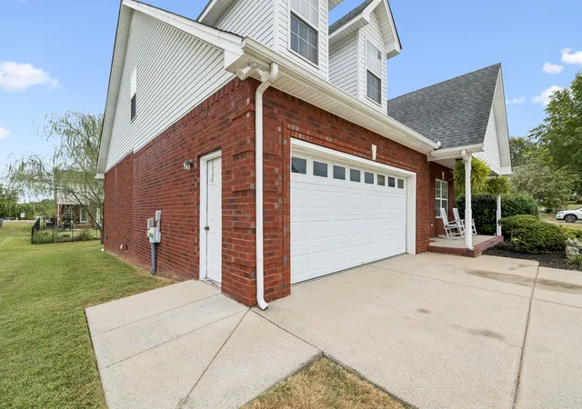 Photo 3 of Single family home for sale at 812 Renaissance Ave, Murfreesboro, TN 37129 | MLS# 3520243 | Listing updated on 2026-10-10