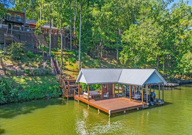 1st image of 7421 Savannah Dr, Ooltewah, TN 37363 | MLS# 3505937