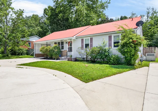 Photo 3 of Single family home for sale at 333 East 16th St, Cookeville, TN 38501 | MLS# 3516636 | Listing updated on 2026-09-06