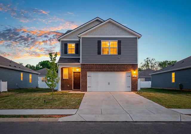 2nd image of 207 River Forest Dr, Chapel Hill, TN 37034 | MLS# 3513576