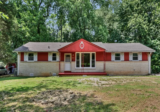 3rd image of 19 Charlemagne Blvd, Clarksville, TN 37042 | MLS# 3502108