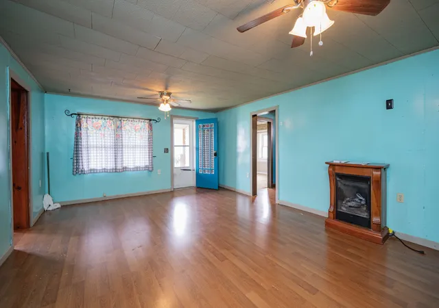 4th image of 404 Mcmurtrey St, Saint Joseph, TN 38481 | MLS# 3505810