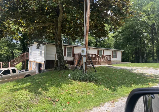 Photo 2 of Manufactured home for sale at 2205 Dowell Branch Rd, Columbia, TN 38401 | MLS# 3510256 | Listing updated on 2026-08-25