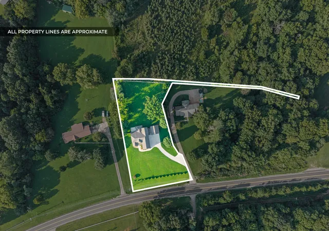 4th image of 2653 Ashland City Rd, Clarksville, TN 37043 | MLS# 3506500