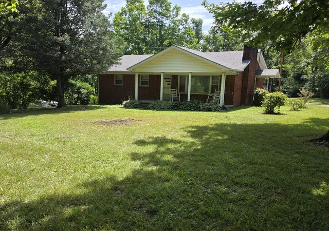 Photo 1 of Single family home for sale at 1438 Rocky Mound Rd, Westmoreland, TN 37186 | MLS# 3505987 | Listing updated on 2026-08-10