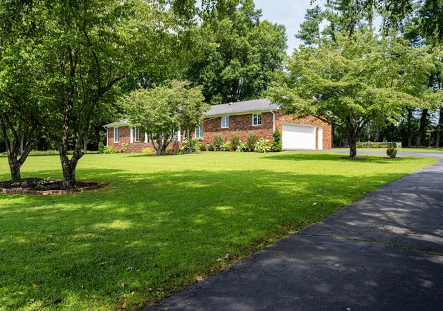 1st image of 616 Maple Ln, Smithville, TN 37166 | MLS# 3512619