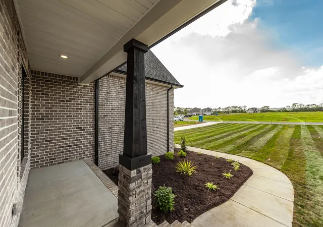Photo 4 of Sale Pending at 1060 Ml Brk Way, Gallatin, TN 37066 | MLS# 3505815 | Listing updated on 2026-09-30