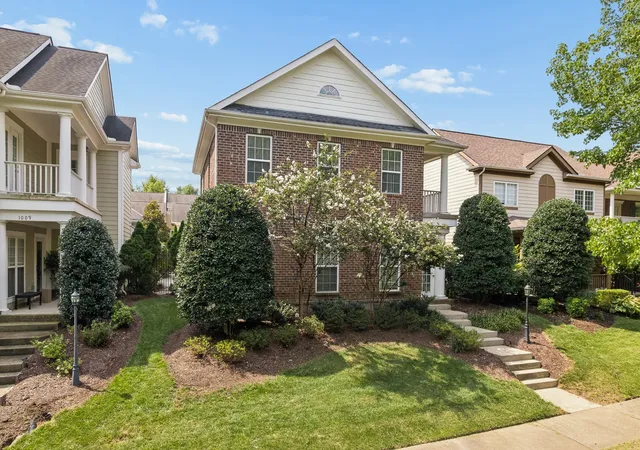 Photo 1 of Single family home for sale at 1007 Eden Park Dr, Franklin, TN 37067 | MLS# 3505996 | Listing updated on 2026-09-21