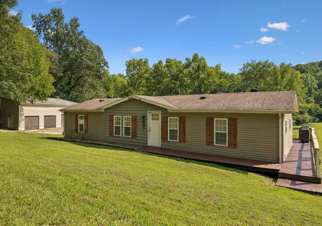 Photo 4 of House for sale at 467 Gip Manning Rd, Clarksville, TN 37042 | MLS# 3505844 | Listing updated on 2026-08-20