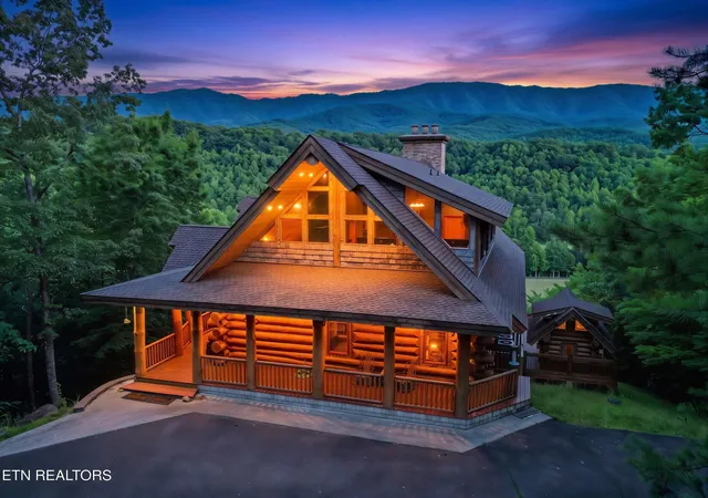 1st image of 213 Matterhorn Dr, Gatlinburg, TN 37738 | MLS# 3506571