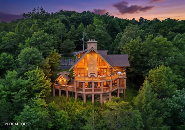 5th image of 213 Matterhorn Dr, Gatlinburg, TN 37738 | MLS# 3506571