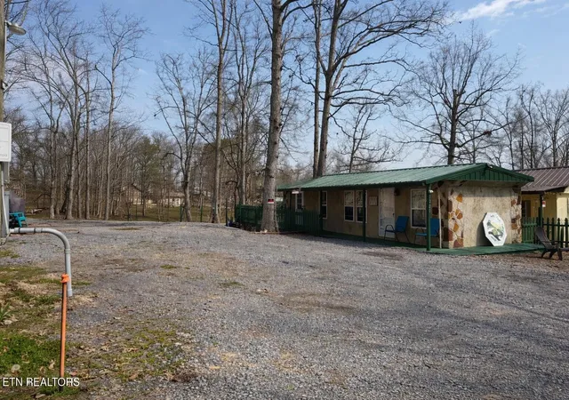 24th image of 1220 Fishermans Way, Sevierville, TN 37876 | MLS# 3506587