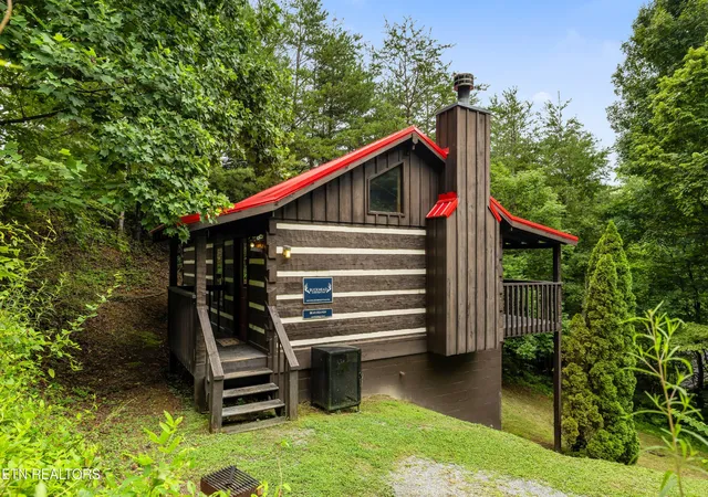38th image of 2320 Foxwell Way, Sevierville, TN 37876 | MLS# 3510804