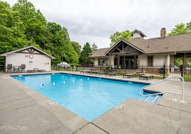 2nd image of 338 Shooting Star Loop, Townsend, TN 37882