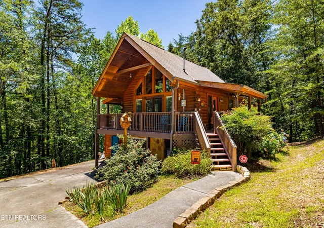 2nd image of 3447 Dogwood Circle, Pigeon Forge, TN 37863 | MLS# 3512535