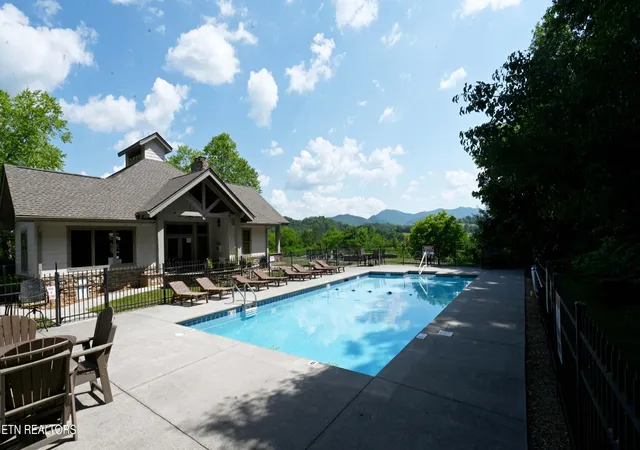 2nd image of 223 Bishops Cap, Townsend, TN 37882