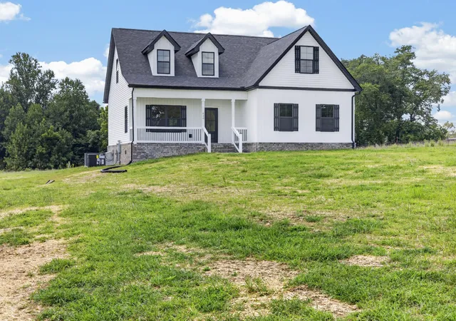 Photo 1 of Single family home for sale at 650 Jefferson Rd, Smithville, TN 37166 | MLS# 3506519 | Listing updated on 2026-10-15