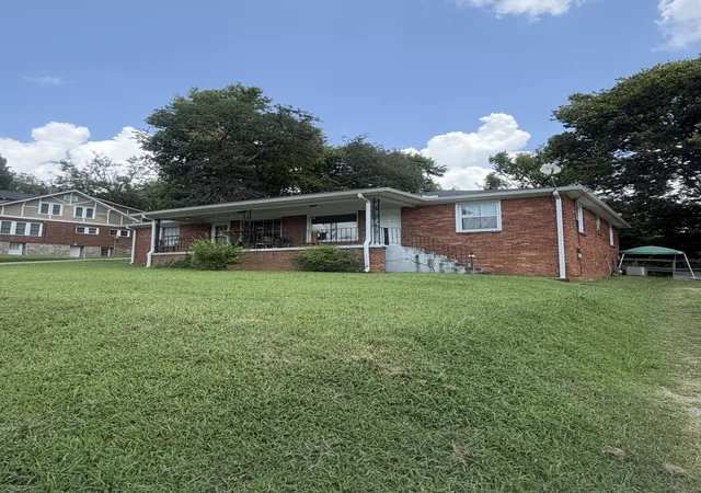4th image of 1706 Gale Ln, Nashville, TN 37212 | MLS# 3510810