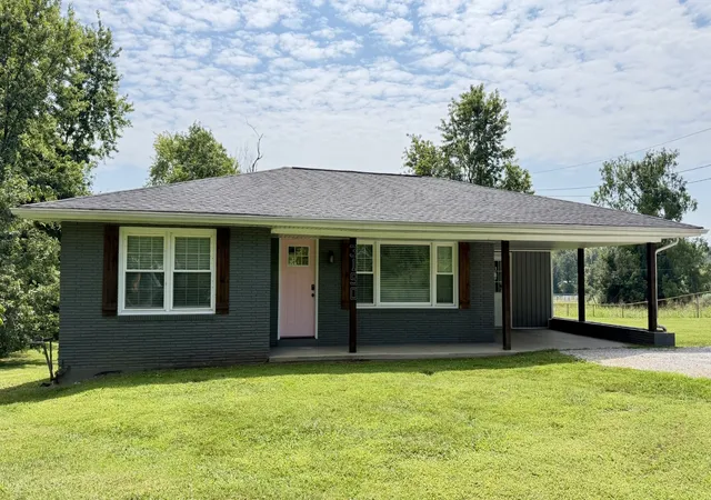 Photo 1 of Single family home for sale at 3190 Us Hwy 431 S, Beechmont, KY 42323 | MLS# 3505887 | Listing updated on 2026-08-10