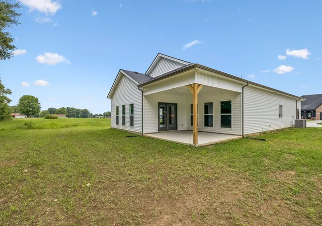43rd image of 328 Villa St, Smithville, TN 37166 | MLS# 3505908