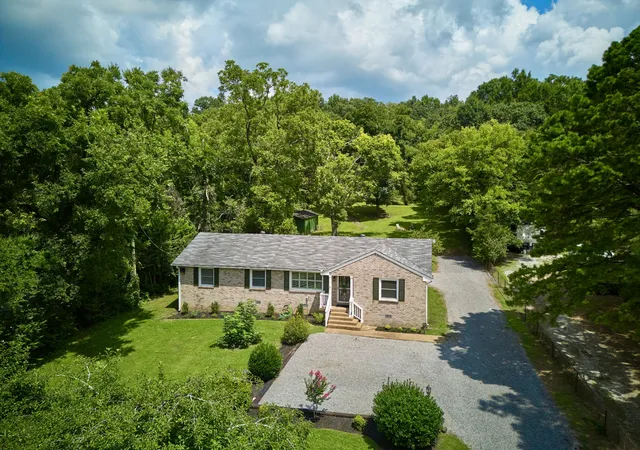 Photo 1 of Single family home for sale at 1022 Due W Ave N, Madison, TN 37115 | MLS# 3506077 | Listing updated on 2026-08-10