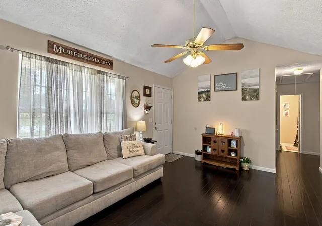 Photo 2 of Sale Pending at 533 Birkenhead Dr, Christiana, TN 37037 | MLS# 3505926 | Listing updated on 2026-09-04