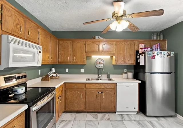 Photo 3 of Sale Pending at 533 Birkenhead Dr, Christiana, TN 37037 | MLS# 3505926 | Listing updated on 2026-09-04