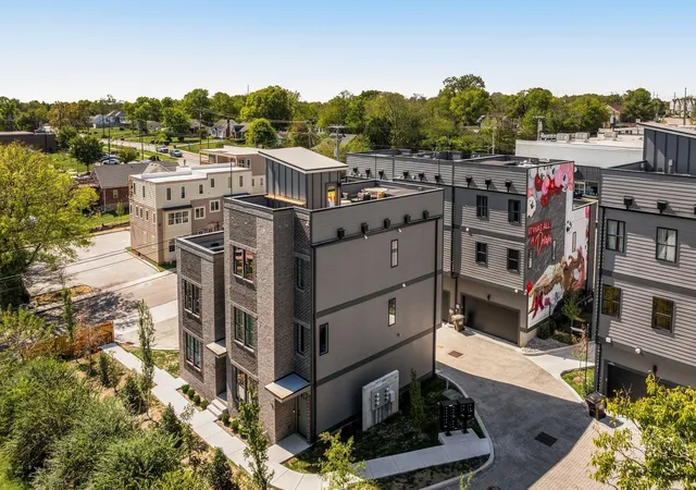 3rd image of 2000 S Hamilton Rd #17, Nashville, TN 37218 | MLS# 3514174