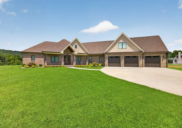 Photo 1 of Single family home for sale at 3542 Seven Springs Rd, Cookeville, TN 38506 | MLS# 3505977 | Listing updated on 2026-08-17