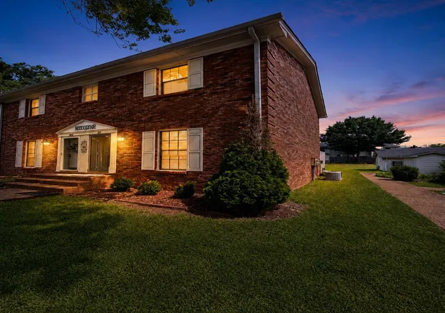 1st image of 305 Brentwood Pt, Brentwood, TN 37027 | MLS# 3519092