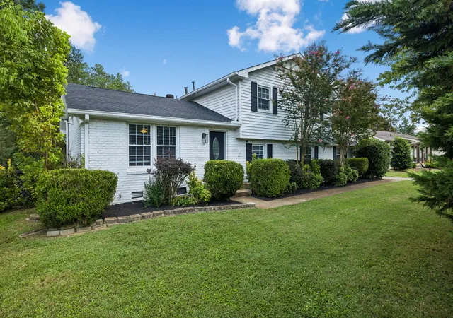Photo 1 of Single family home for sale at 8072 Sawyer Brown Rd, Nashville, TN 37221 | MLS# 3516427 | Listing updated on 2026-09-06