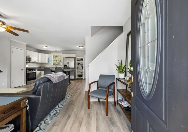Photo 3 of Single family home for sale at 8072 Sawyer Brown Rd, Nashville, TN 37221 | MLS# 3516427 | Listing updated on 2026-09-06